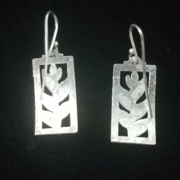 Leighton Lam Design "Heliconia" Sterling Silver Earrings from Hawaii - Picture 2 of 5